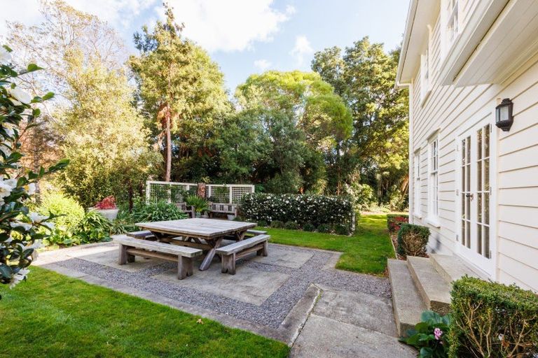 Photo of property in 20 Homestead Lane, Fitzherbert, Palmerston North, 4471