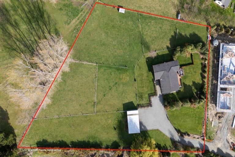 Photo of property in 16 Fergusson Street, Geraldine, 7930