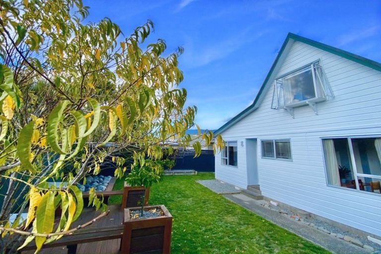 Photo of property in 2/719 Fergusson Drive, Elderslea, Upper Hutt, 5018