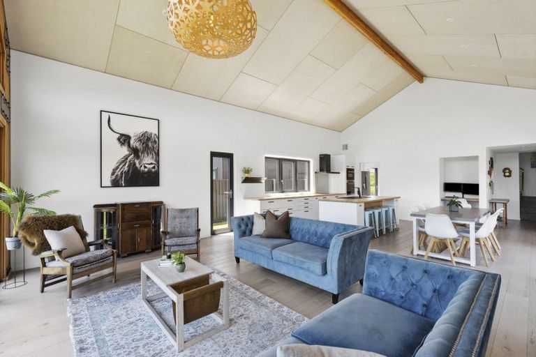 Photo of property in 7 Sapphire Spring Rise, Wanaka, 9305