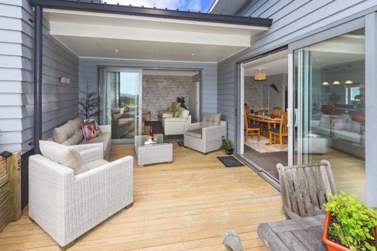 Photo of property in 85 Endeavour Drive, Whitby, Porirua, 5024