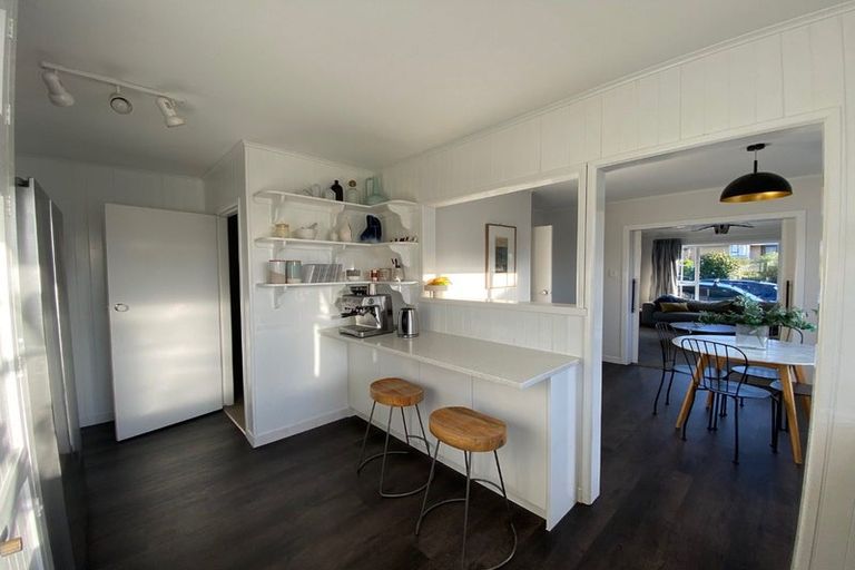 Photo of property in 7 Tiroroa Avenue, Te Atatu South, Auckland, 0610