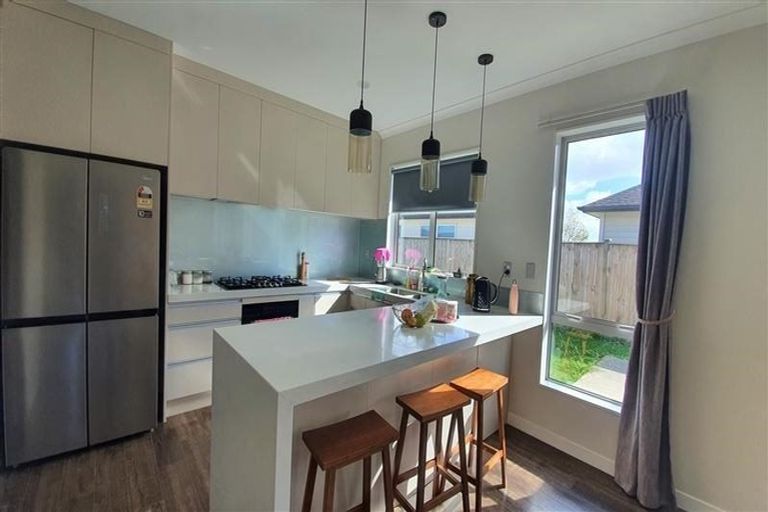 Photo of property in 14 Paso Fino Crescent, Karaka, Papakura, 2113