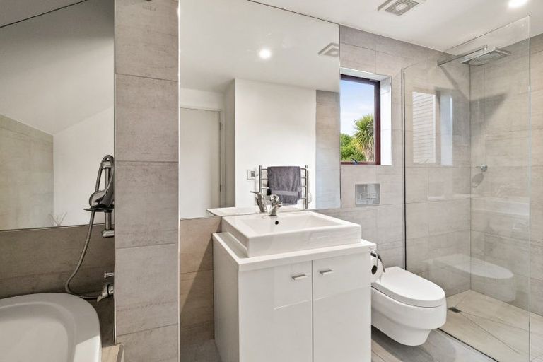 Photo of property in 11 Edna Street, Ocean View, Dunedin, 9035
