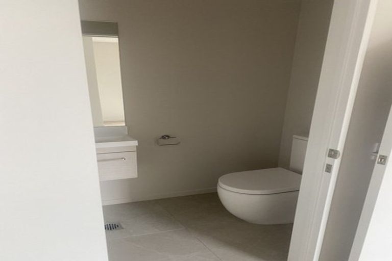 Photo of property in 14 Fairhall Street, Rolleston, 7615