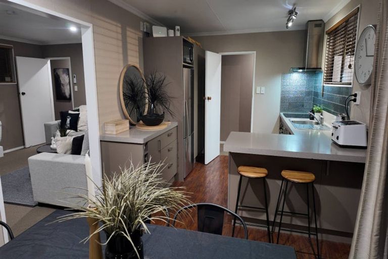 Photo of property in 50 Cascade Crescent, Westbrook, Palmerston North, 4412