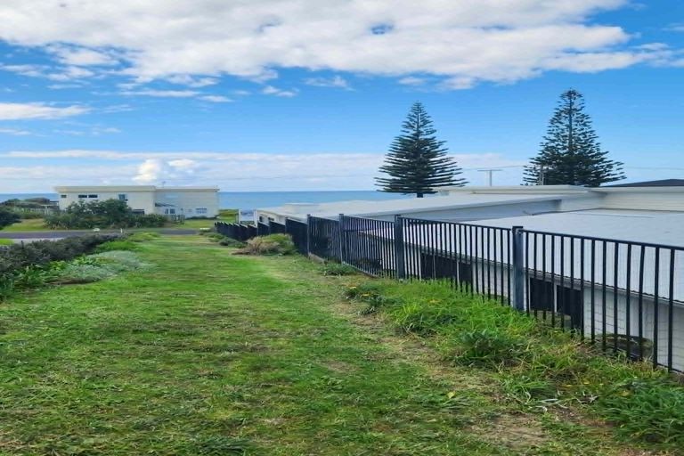 Photo of property in 59 Seaforth Road, Waihi Beach, 3611