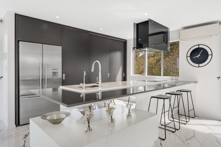 Photo of property in 35a Seaview Avenue, Northcote, Auckland, 0627