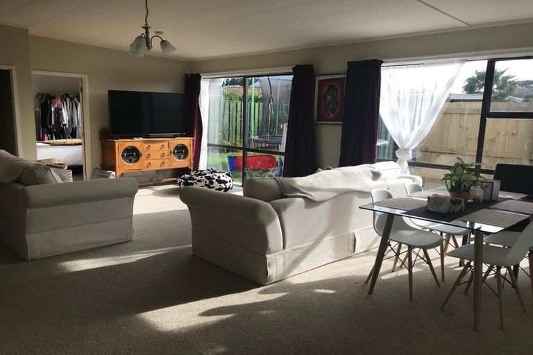 Photo of property in 16 Ropiha Street, Fitzroy, New Plymouth, 4312