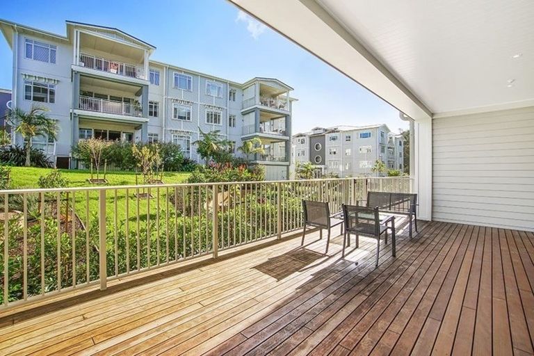 Photo of property in 217 Hibiscus Drive, Orewa, 0931