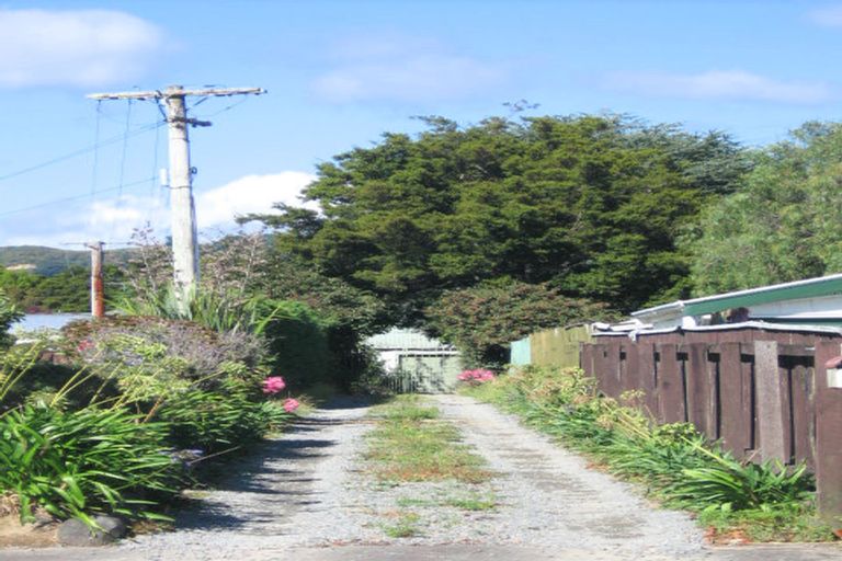 Photo of property in 32 Riverbank Street, Ebdentown, Upper Hutt, 5018