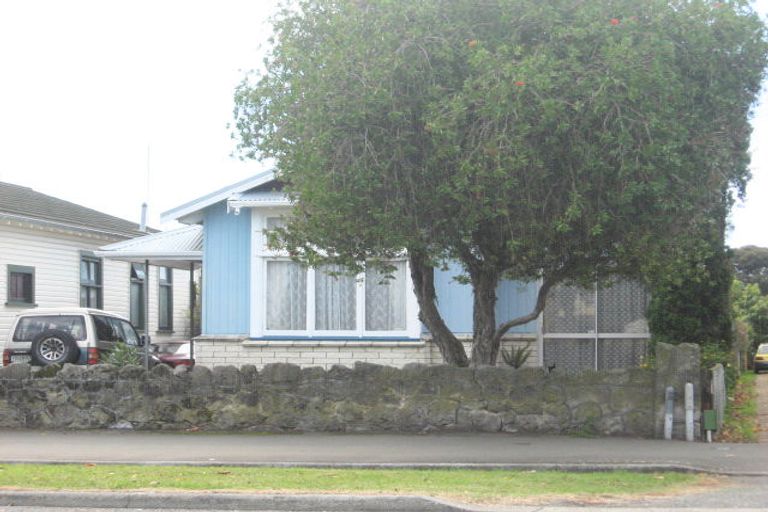 Photo of property in 243 Georges Drive, Napier South, Napier, 4110