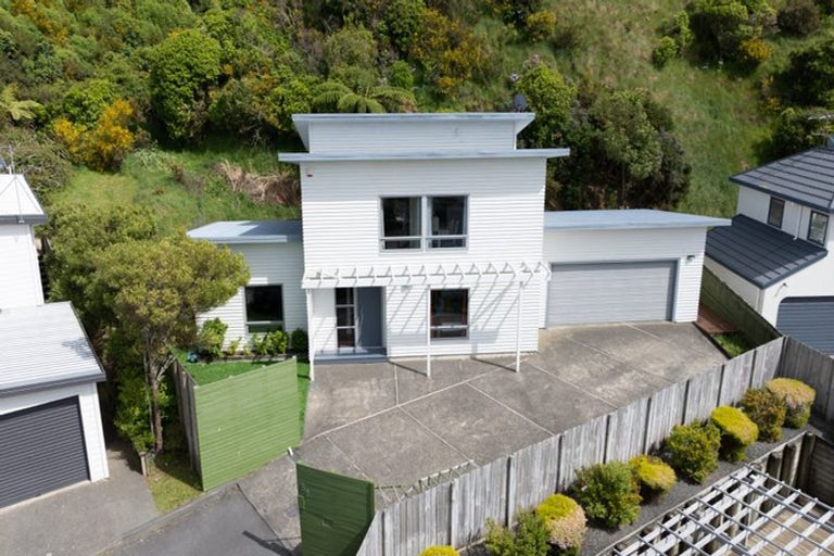 Photo of property in 54 Amesbury Drive, Churton Park, Wellington, 6037