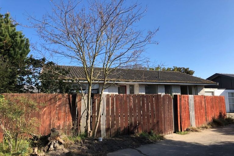 Photo of property in 1/91b Royal Park Drive, Parklands, Christchurch, 8083