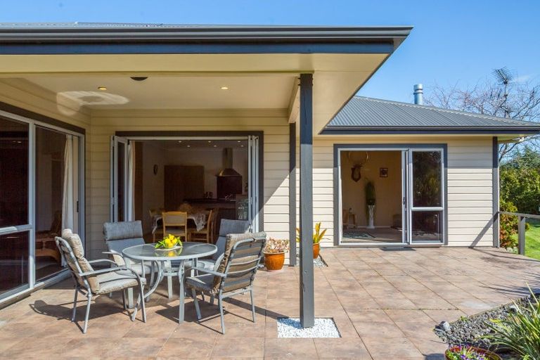 Photo of property in 5 Awhina Drive, Greytown, 5712