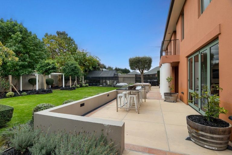 Photo of property in 16 Ridgewood Place, Shirley, Christchurch, 8061