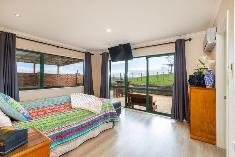 Photo of property in 932 Wharehine Road, Wharehine, Wellsford, 0973