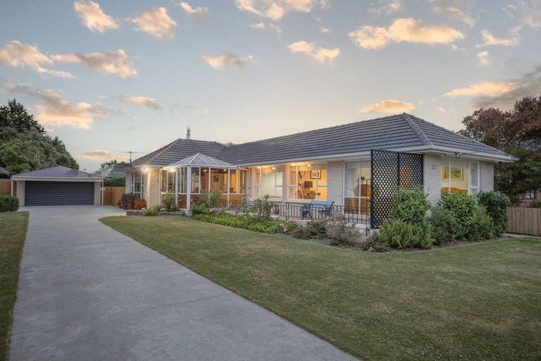 Photo of property in 27 Hammersley Avenue, Shirley, Christchurch, 8013