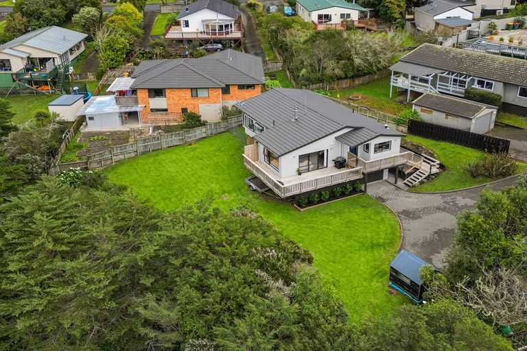 Photo of property in 2/3 Miriam Corban Heights, Henderson, Auckland, 0612