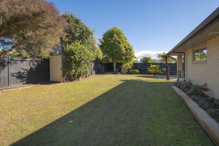 Photo of property in 32 Tomika Crescent, Papamoa Beach, Papamoa, 3118