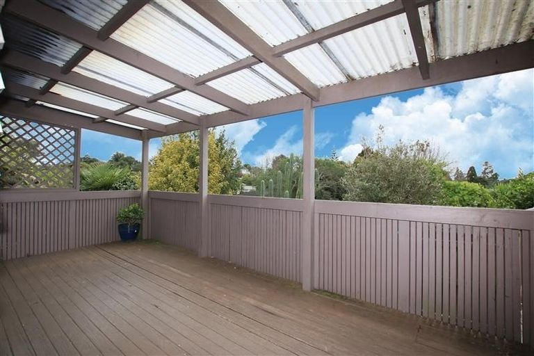 Photo of property in 63 Sheridan Drive, New Lynn, Auckland, 0600