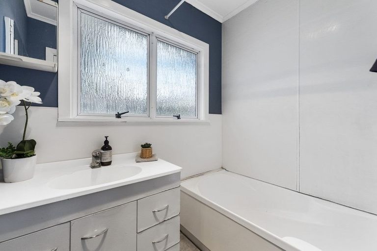 Photo of property in 18a Roys Road, Parkvale, Tauranga, 3112