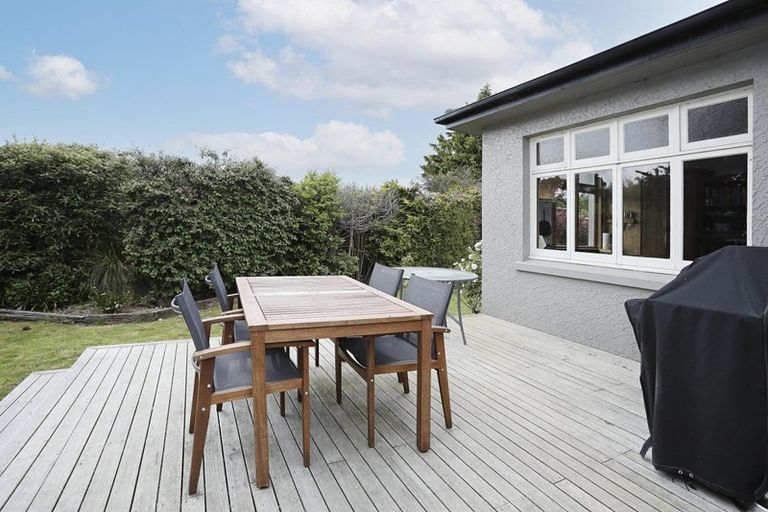 Photo of property in 12 Prince Street, Winton, 9720