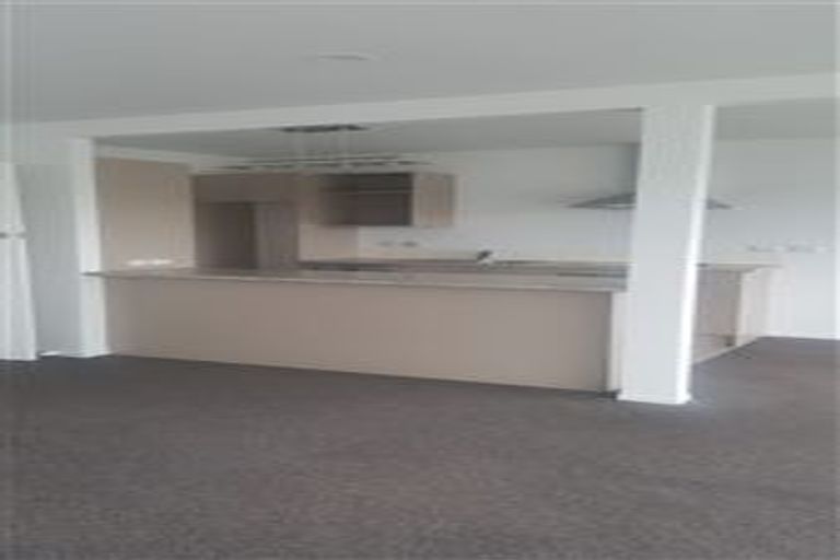 Photo of property in 2/12 Inga Road, Milford, Auckland, 0620