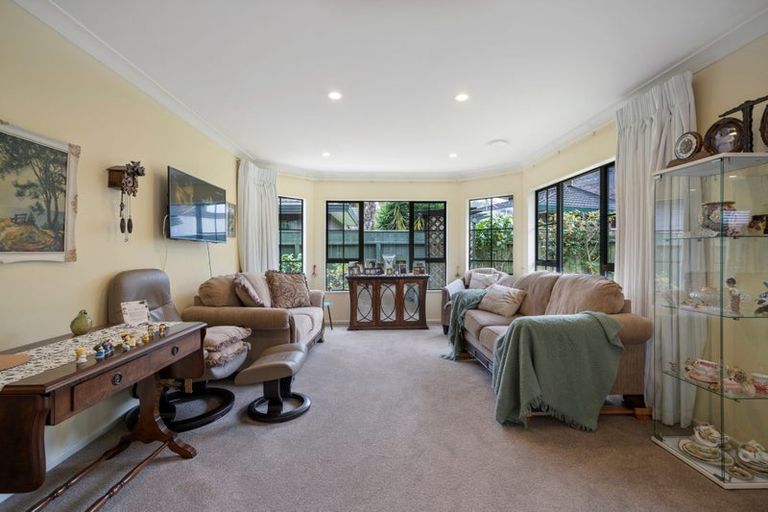 Photo of property in 2/5 Birch Street, Hutt Central, Lower Hutt, 5010