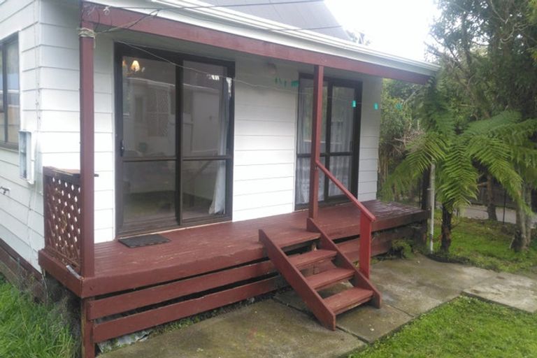 Photo of property in 42 Kamahi Street, Stokes Valley, Lower Hutt, 5019