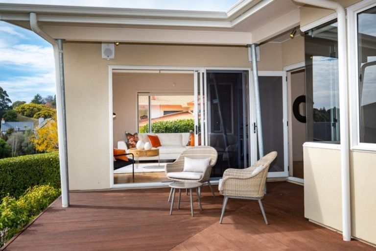 Photo of property in 68 Rochfort Road, Havelock North, 4130