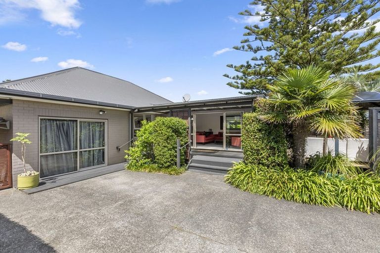 Photo of property in 5a Elizabeth Street, Orewa, 0931