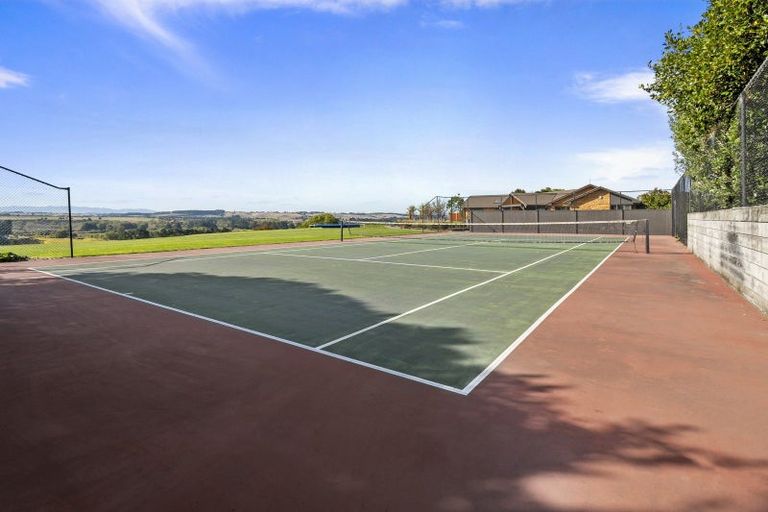 Photo of property in 70 Kakariki Road, Marton, 4787