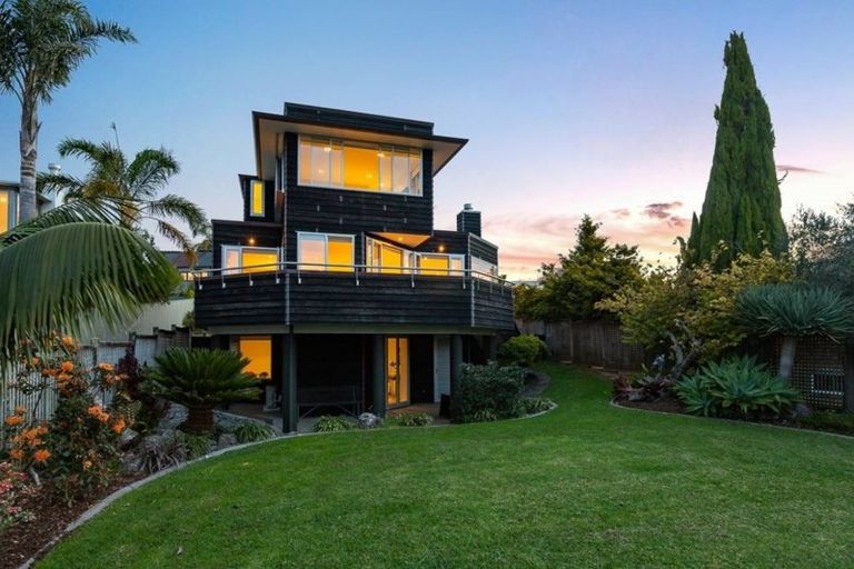 Photo of property in 44a Castor Bay Road, Castor Bay, Auckland, 0620
