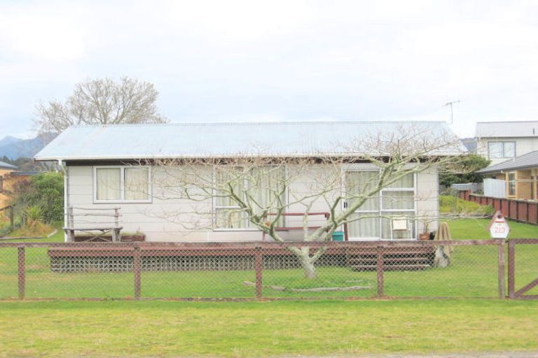 Photo of property in 213 Leander Road, Whangamata, 3620
