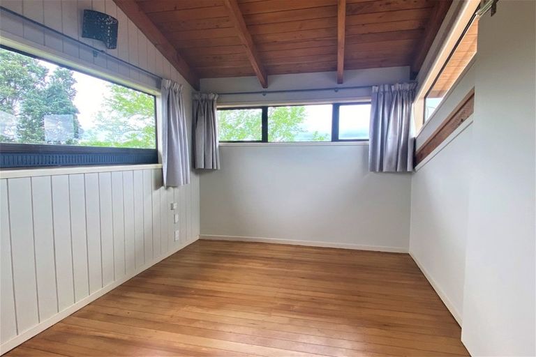Photo of property in 27b Bay Street, Red Beach, 0932
