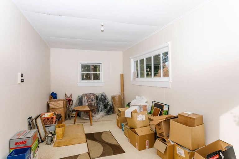 Photo of property in 36 Riverdale Road, Dannevirke, 4930