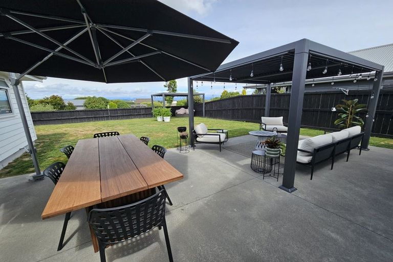 Photo of property in 76 Huka Heights Drive, Rangatira Park, Taupo, 3330