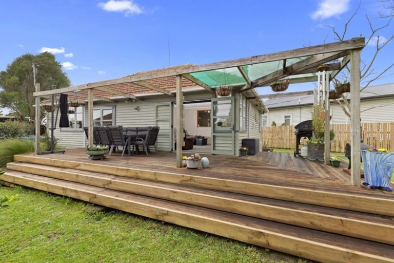 Photo of property in 2 Chapman Crescent, Morrinsville, 3300