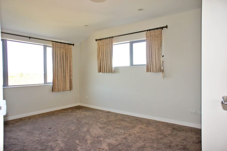 Photo of property in 39d Point View Drive, East Tamaki Heights, Auckland, 2016
