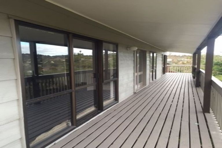 Photo of property in 227a Titirangi Road, Titirangi, Auckland, 0604