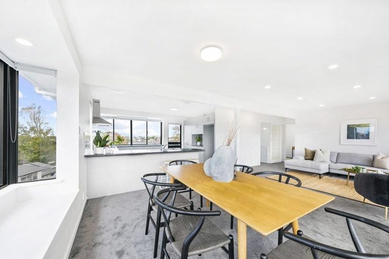 Photo of property in 19 Alexandra Street, Riverhead, 0820