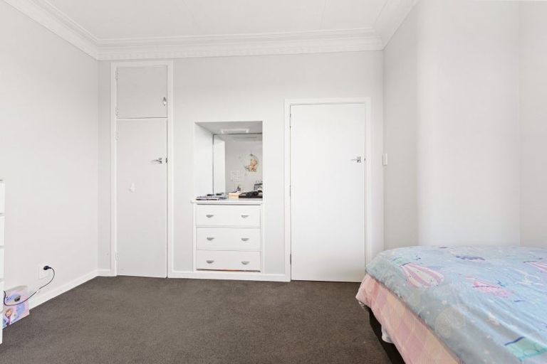 Photo of property in 19 Milton Street, Gore, 9710