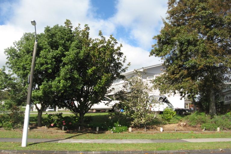 Photo of property in 27 Jade Avenue, Pakuranga Heights, Auckland, 2010