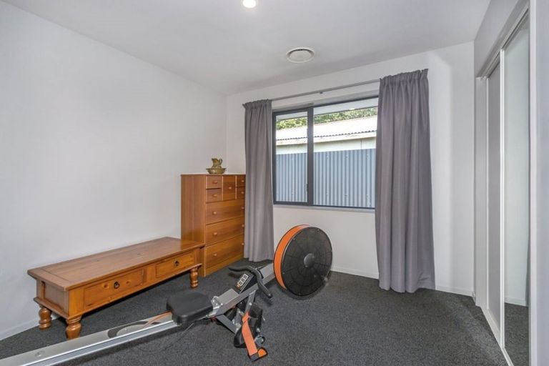 Photo of property in 68 Brookside Terrace, Bryndwr, Christchurch, 8053