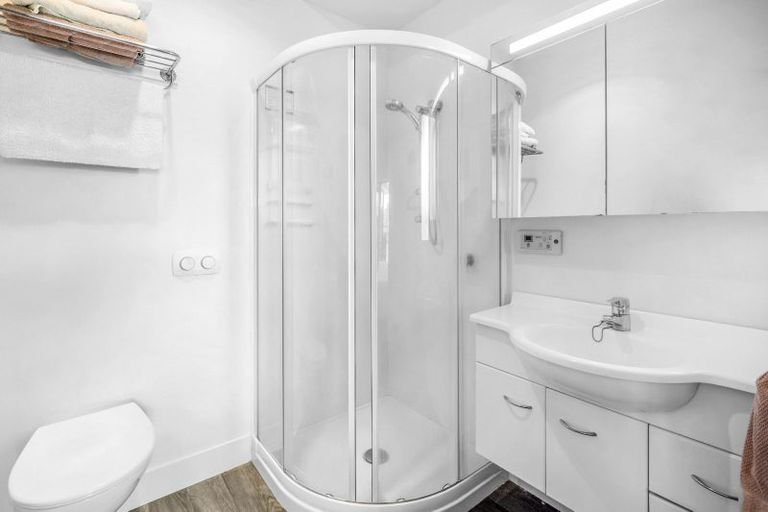 Photo of property in 1 Antonia Place, Kinloch, Taupo, 3377