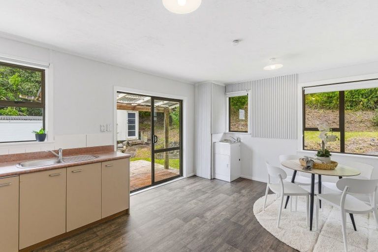 Photo of property in 52 Ruahine Street, Paraparaumu, 5032