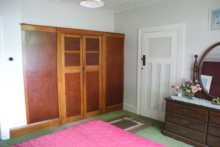 Photo of property in 202 Queen Street, Waimate, 7924