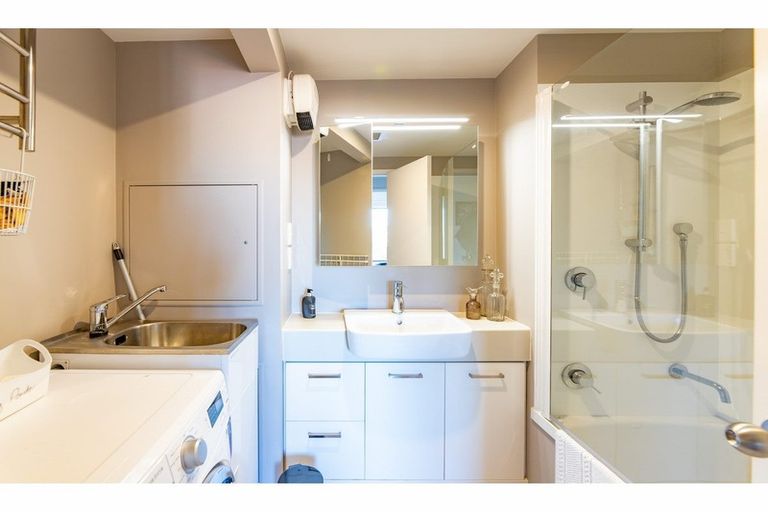 Photo of property in Gloucester Towers, 12/28 Gloucester Street, Christchurch Central, Christchurch, 8013