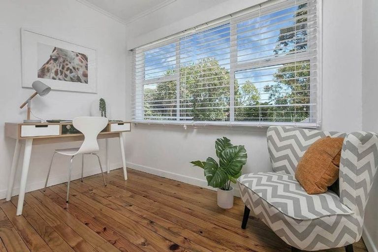 Photo of property in 31 Mahara Avenue, Birkenhead, Auckland, 0626